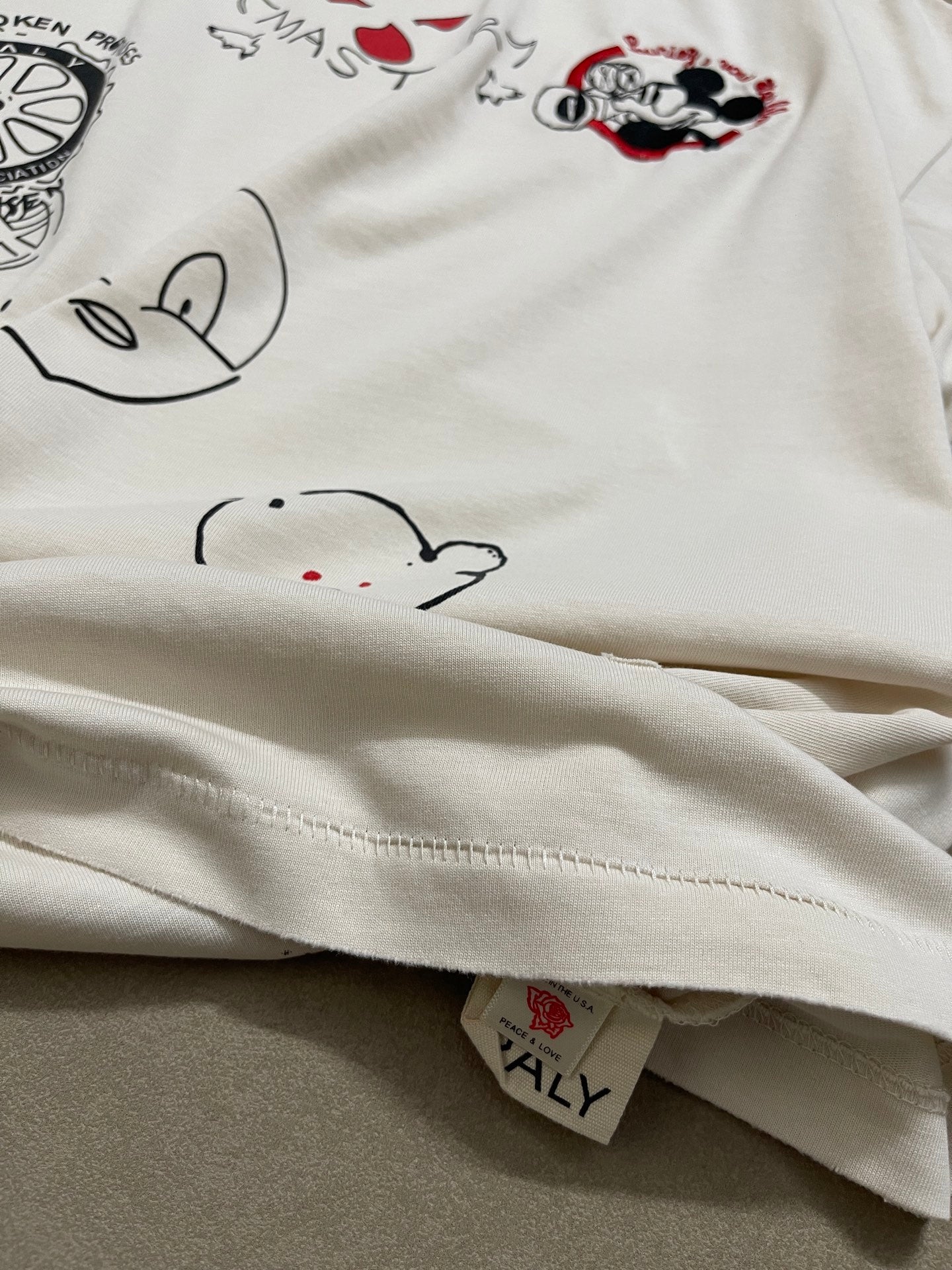 Paly Hllywd Vintage Cream Signature Tee™