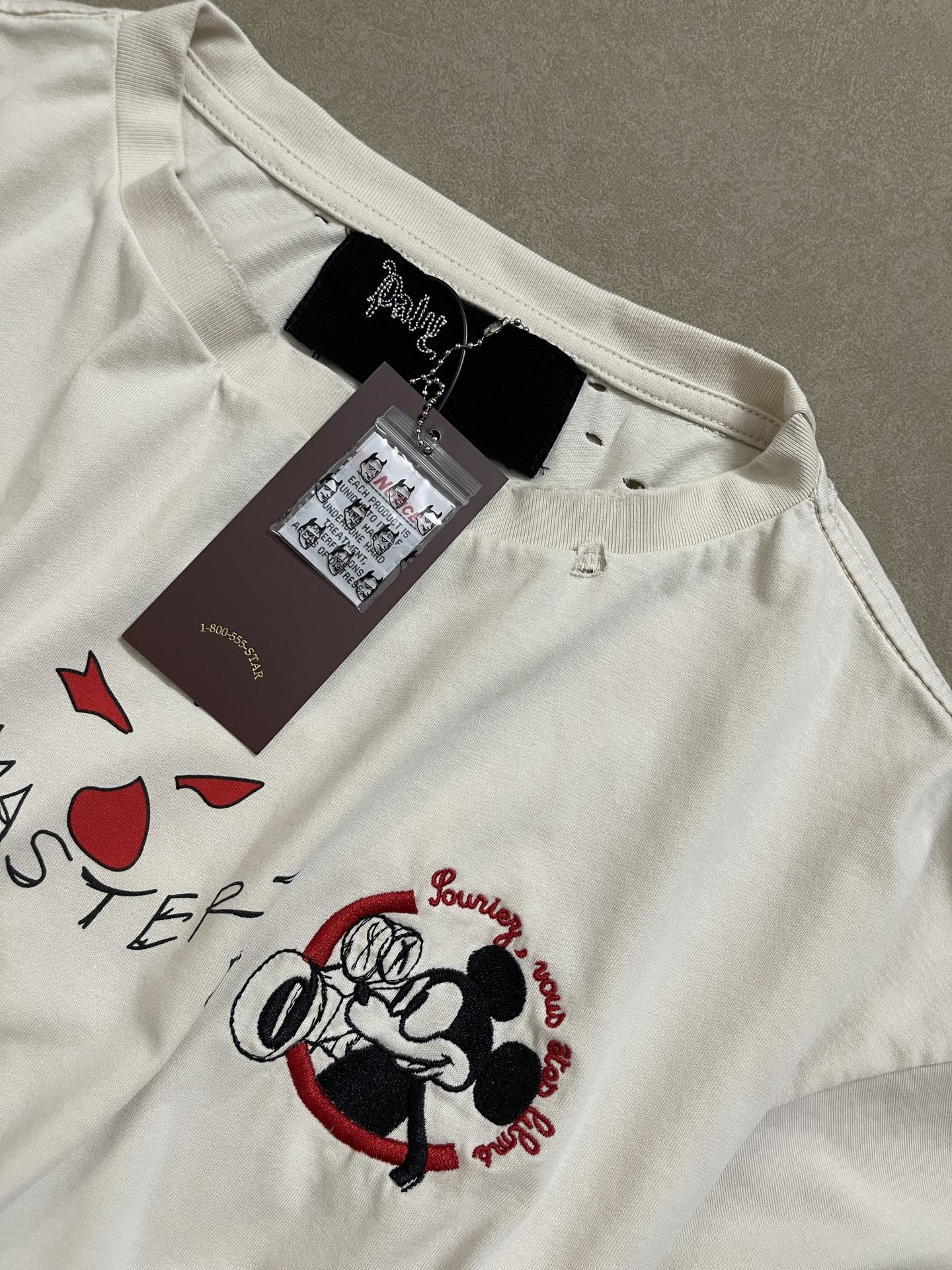 Paly Hllywd Vintage Cream Signature Tee™
