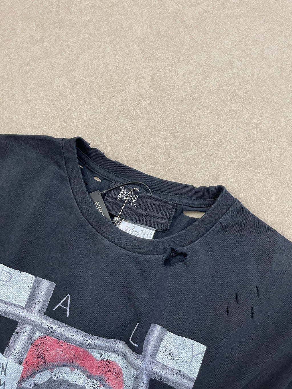 Paly Hllywd Stones Mosquito Tongue Tee™