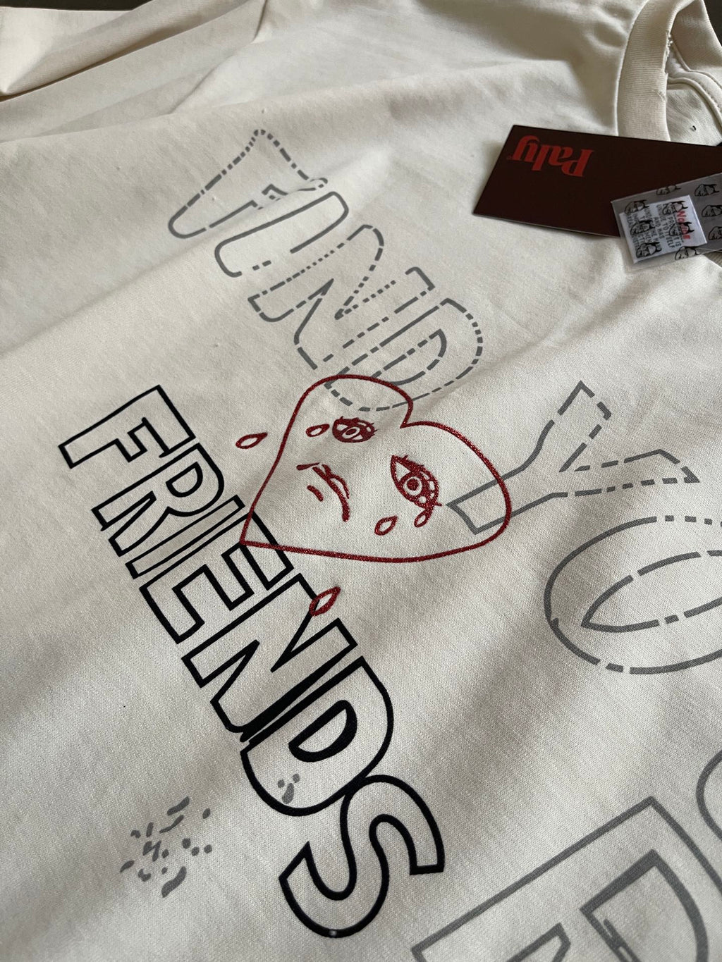 Paly Hllywd Find Your Friends Tee™
