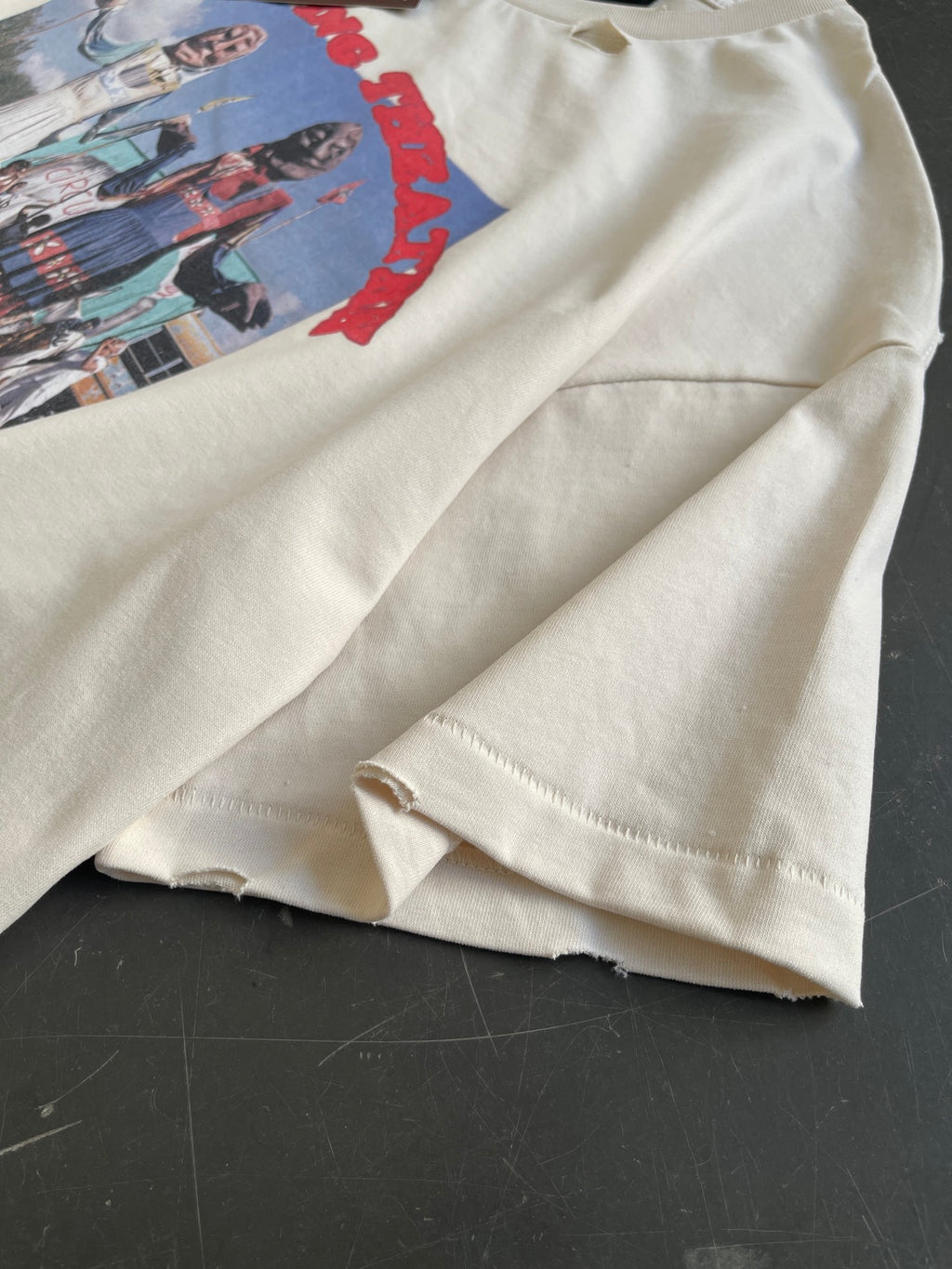 Paly Hllywd The Living Theatre Cream Tee™