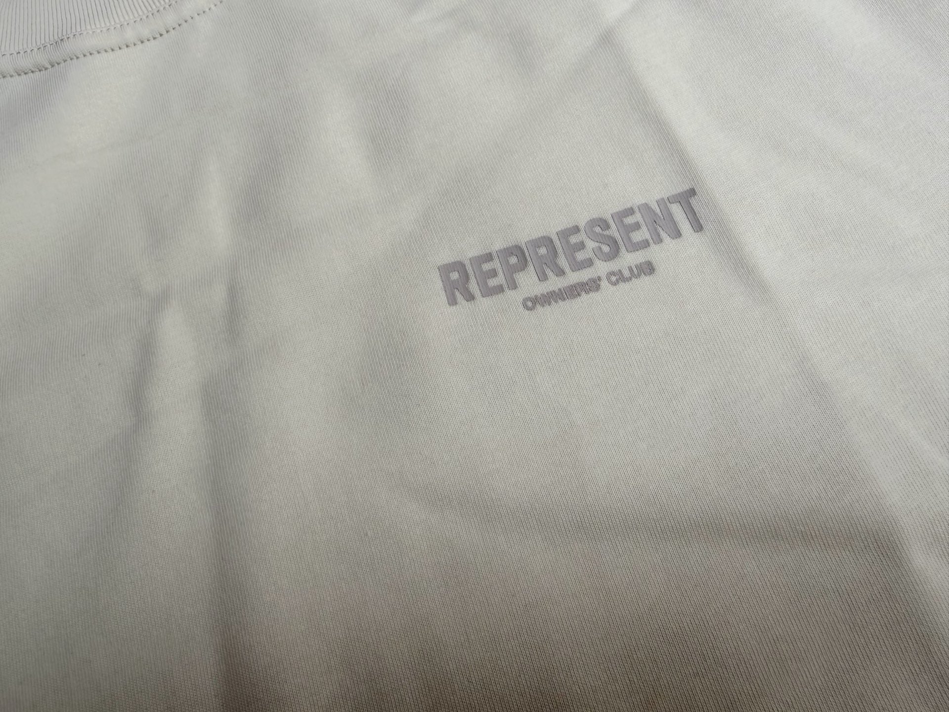 RPRSNT Owners' Club Cream T-Shirt™