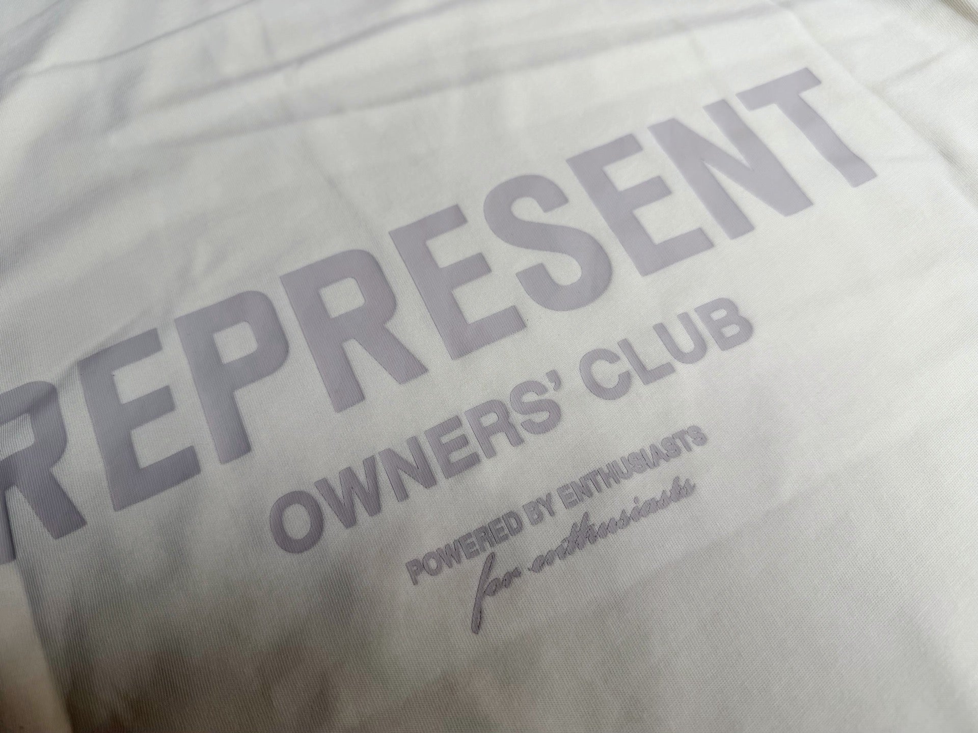 RPRSNT Owners' Club Cream T-Shirt™