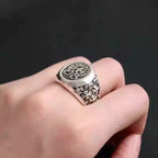 S925 Silver Horseshoe Emblem Fleur Signet Ring™