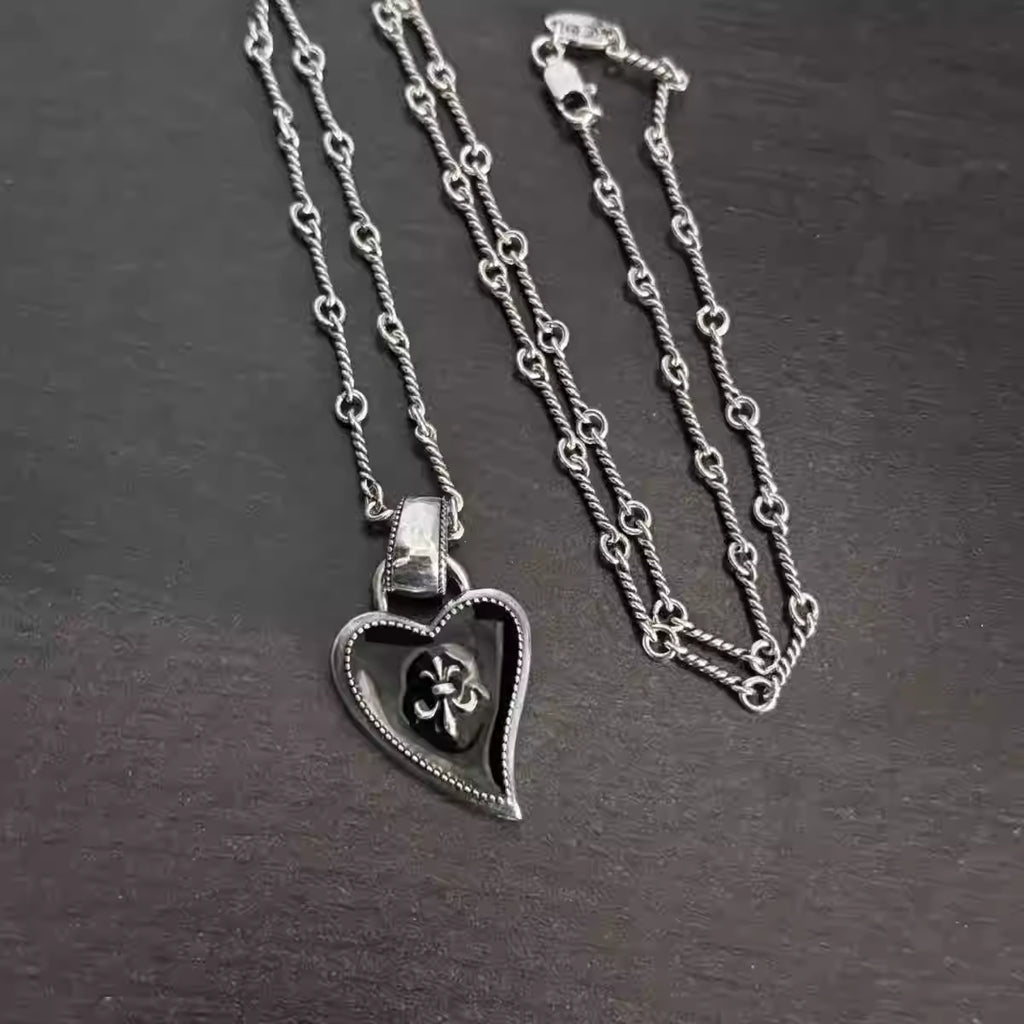 S925 Silver Black Enamel Fleur De Lis Heart Necklace™