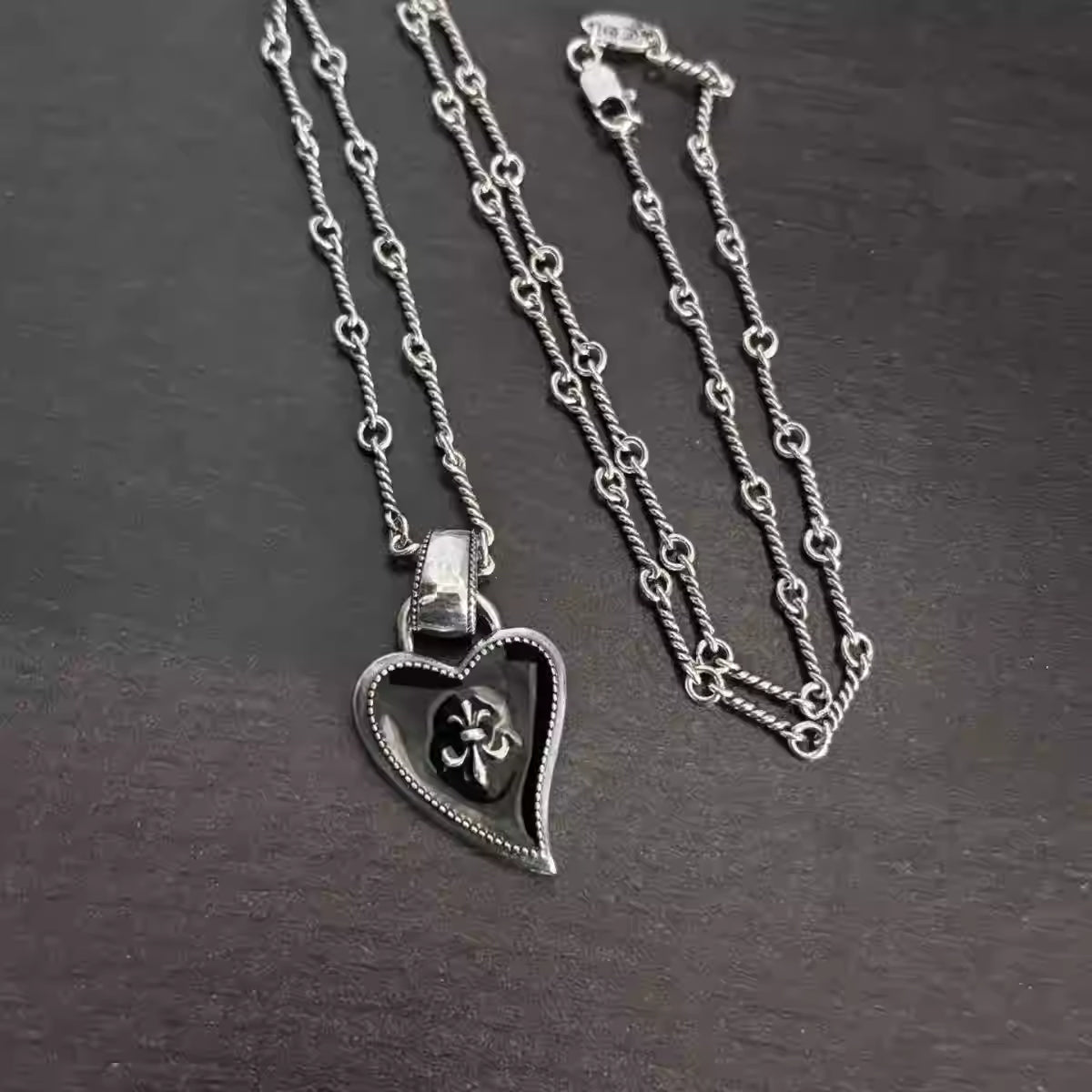 S925 Silver Black Enamel Fleur De Lis Heart Necklace™