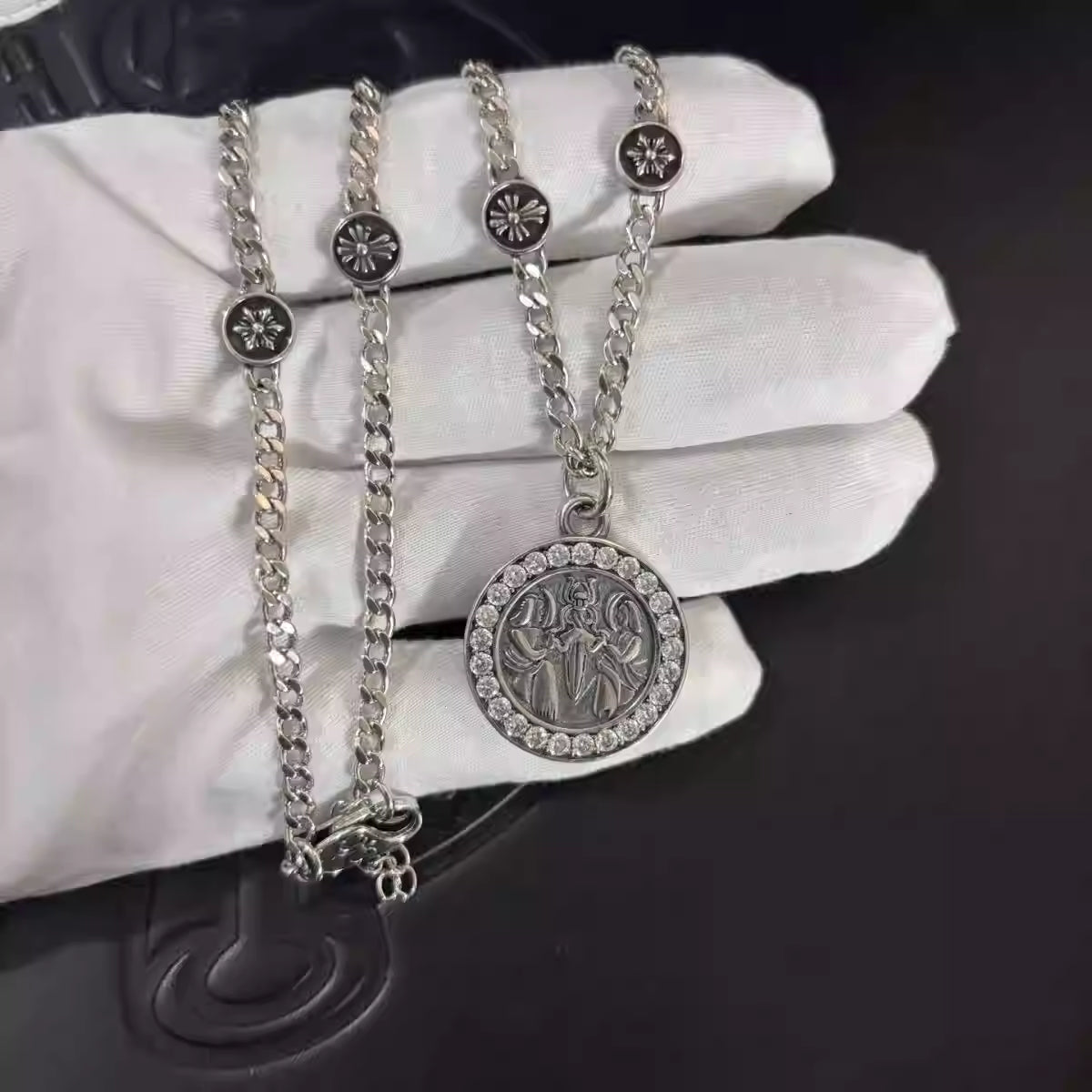 S925 Silver Saint Icon Medallion Necklace™