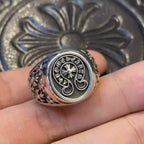 S925 Silver Horseshoe Emblem Fleur Signet Ring™
