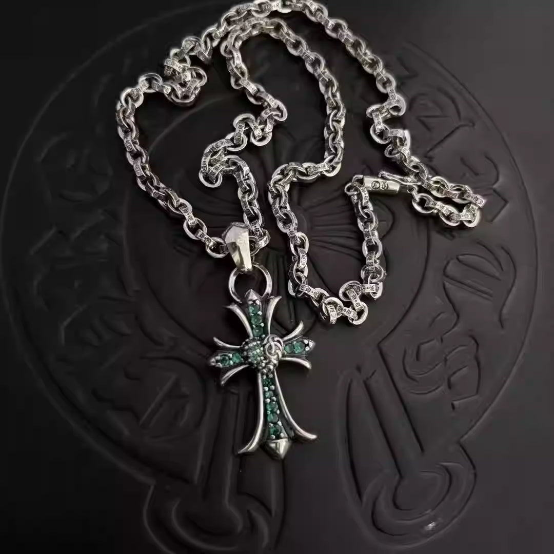 S925 Silver Green Stone Heart Center Cross Necklace™