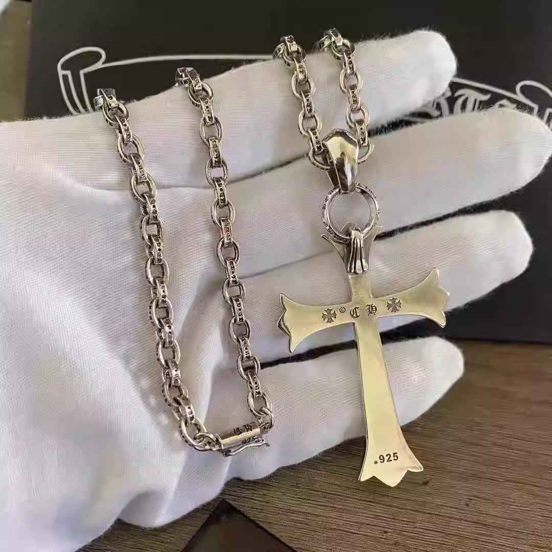 S925 Silver Iced Crystal Cross Pendant Necklace™