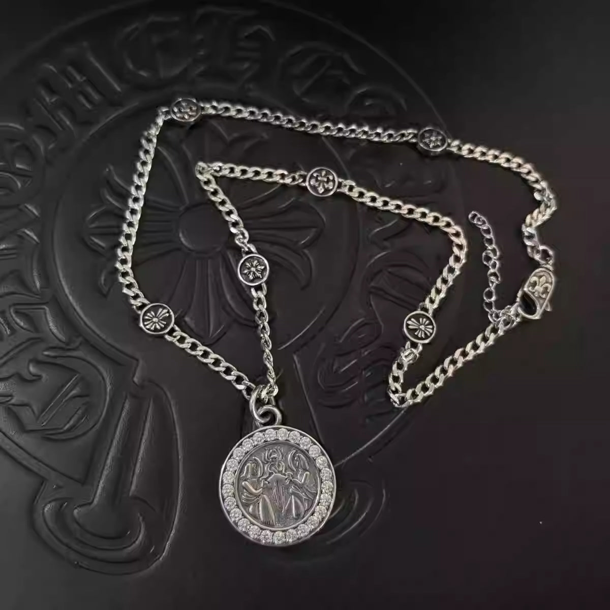 S925 Silver Saint Icon Medallion Necklace™