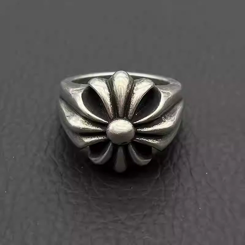 S925 Silver Flower Signet Ring™