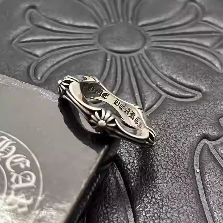 S925 Silver Ribbed Flower Ring™