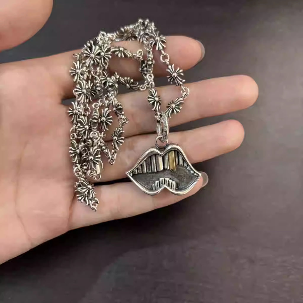 S925 Silver Gold Tooth Mouth Pendant Necklace™