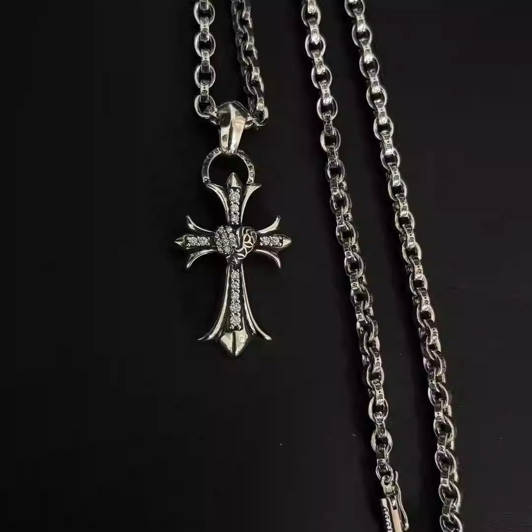 S925 Silver Crystal Heart Center Cross Pendant Necklace™
