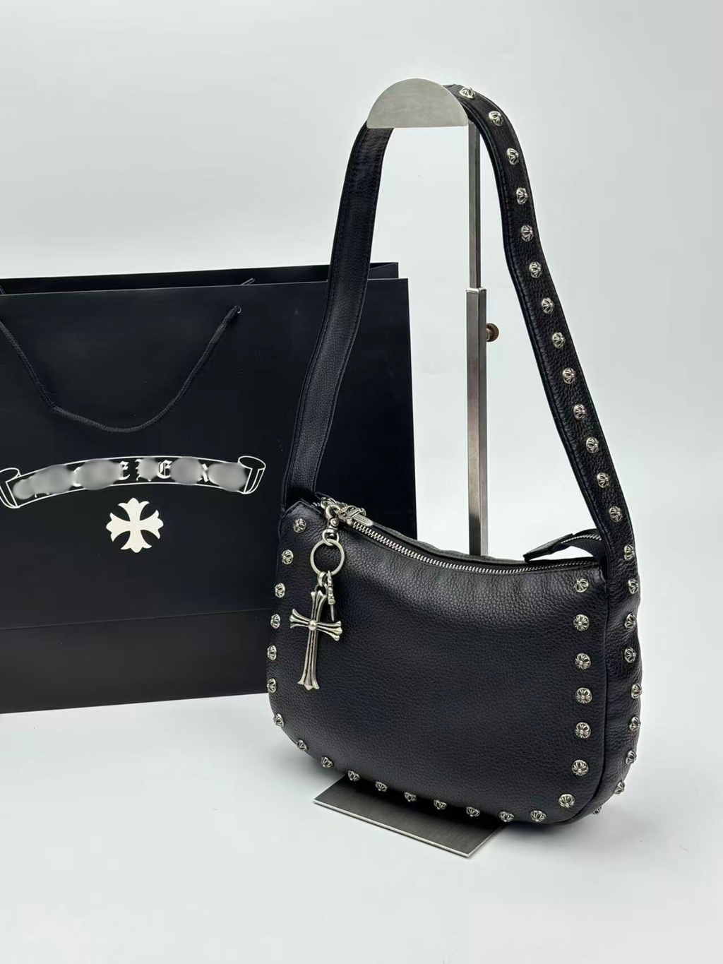 Silver Flower Button Black Leather Handbag™