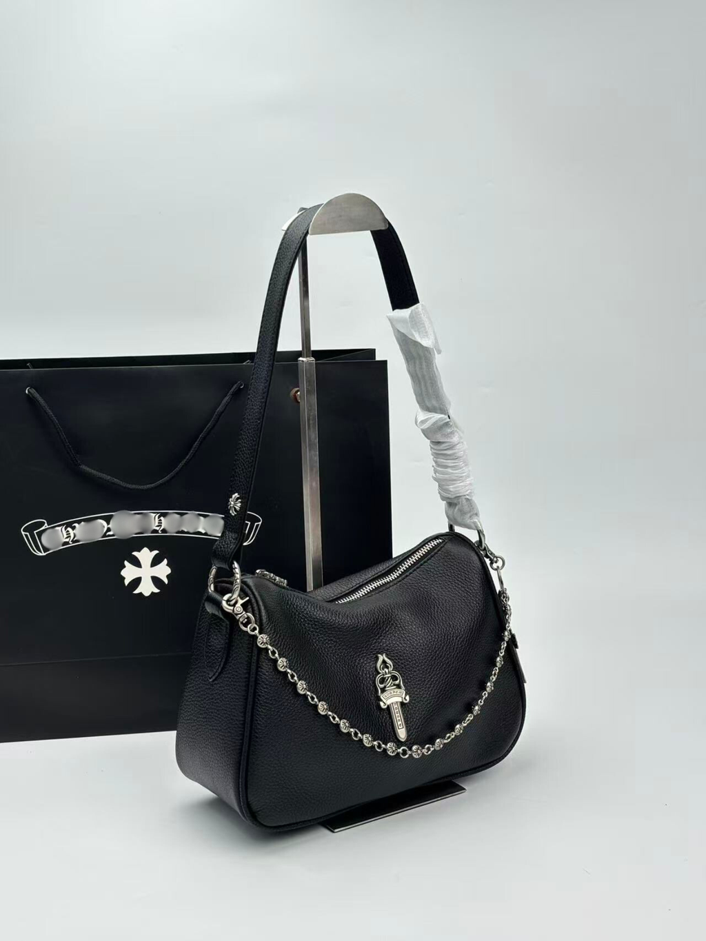 Silver Dagger Black Leather Handbag™