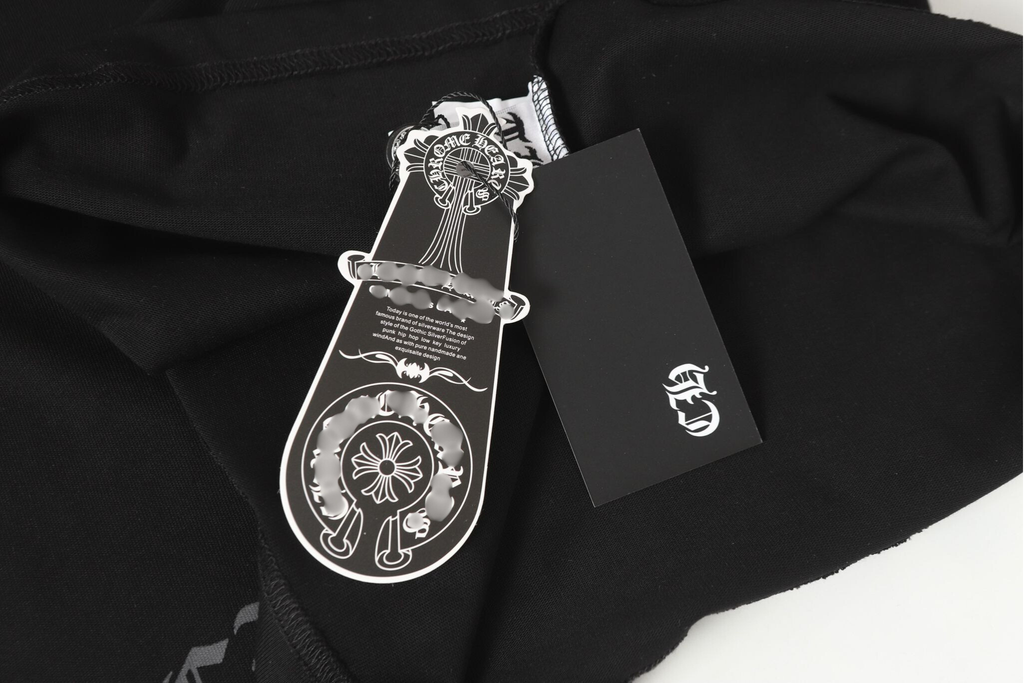 Aspen Black Long Sleeve™