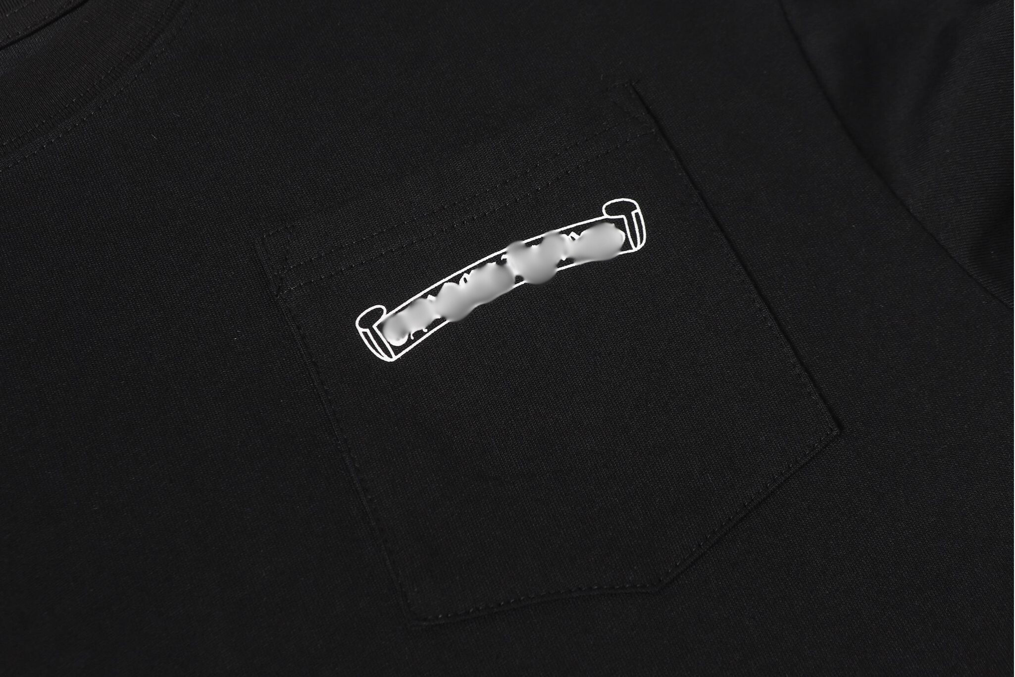 Pink Dagger Crest Black Long Sleeve™