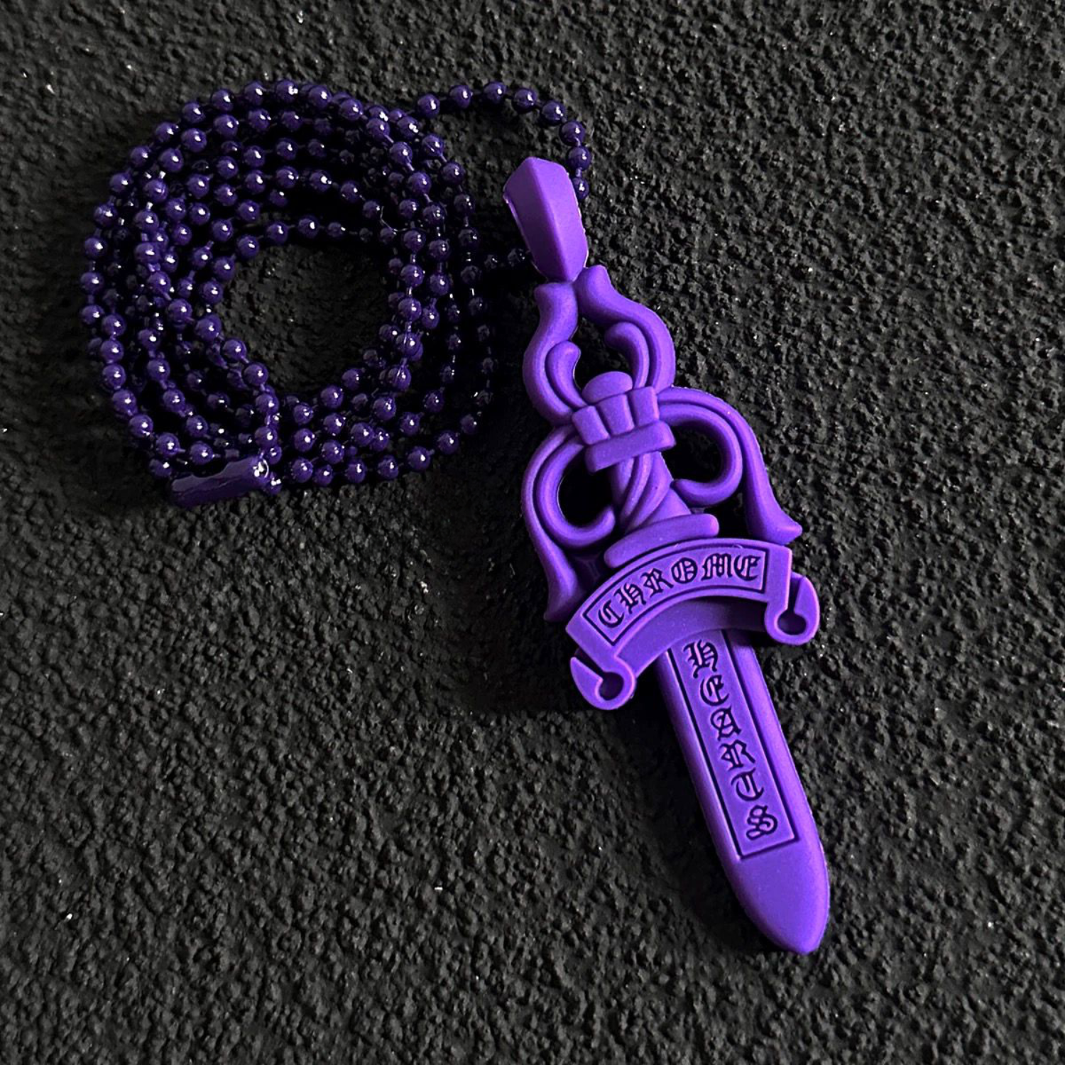 Silicon Colored Dagger Pendant™