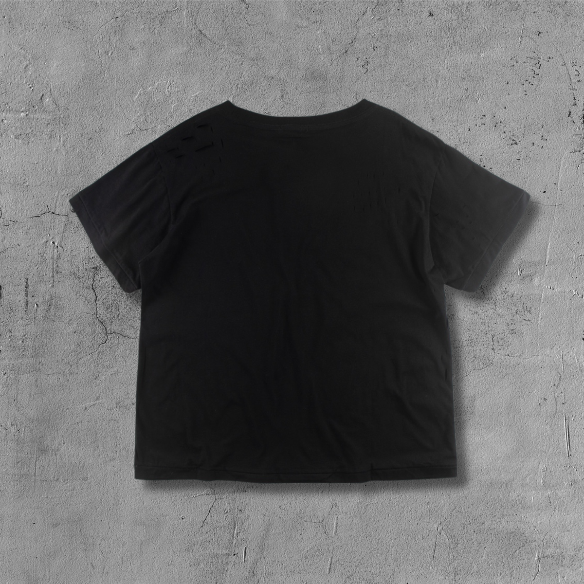 ER* Distressed Black T-Shirt™