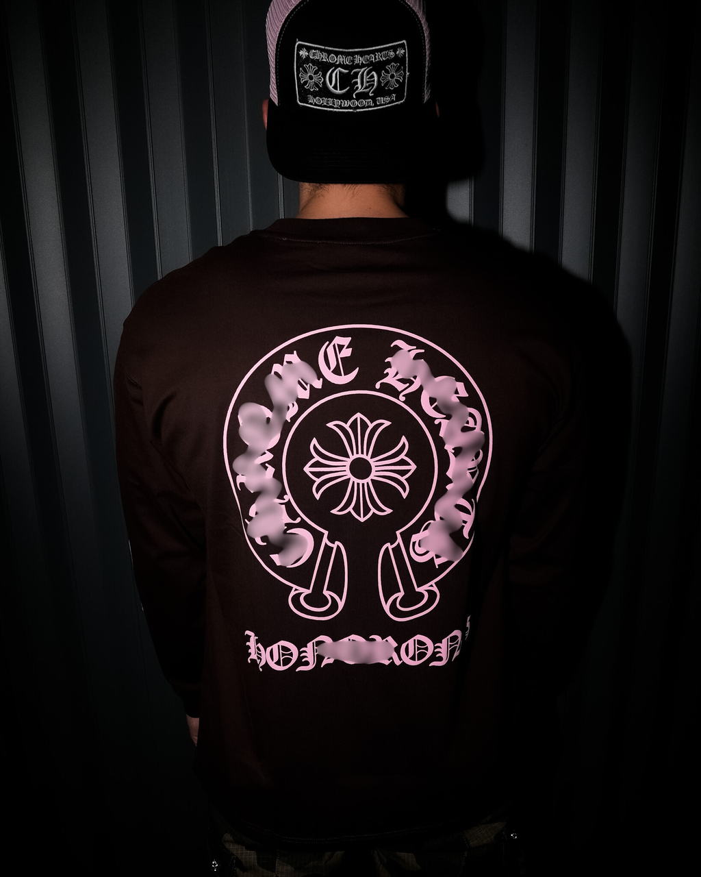 Pink Horse Shoe Logo Brown Long Sleeve™