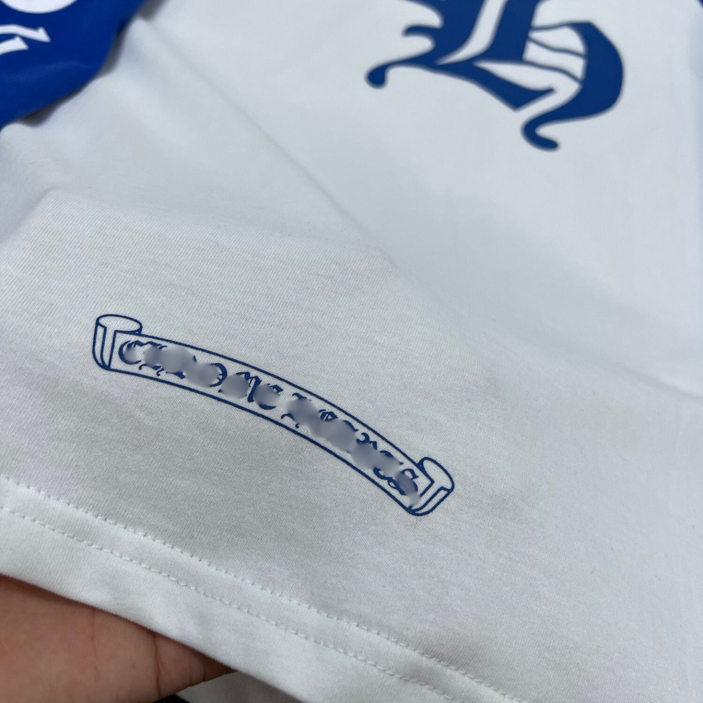 Horse Shoe Logo Baseball White & Blue Long Sleeve™