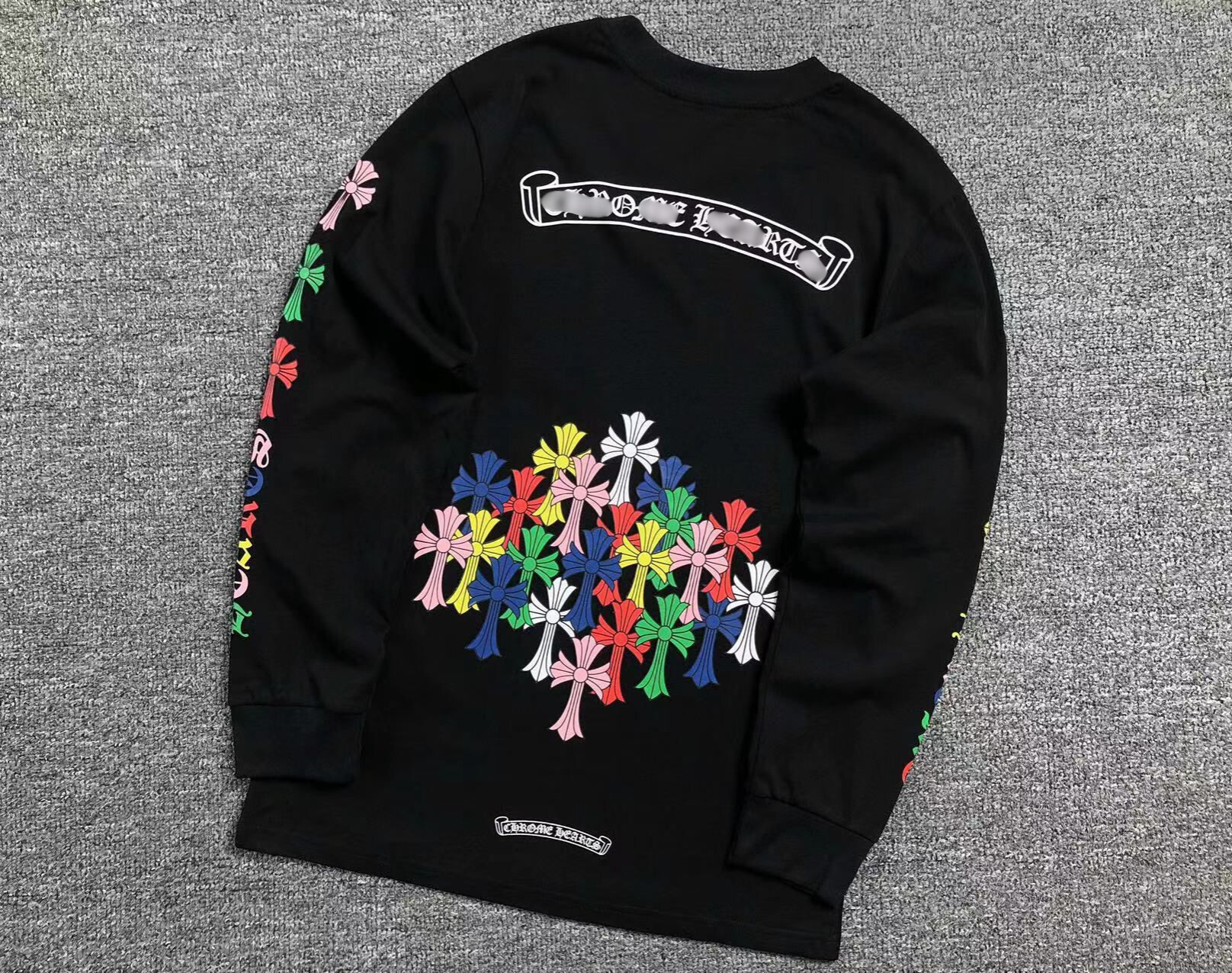 Multicolor Crosses White/Black Long Sleeve™