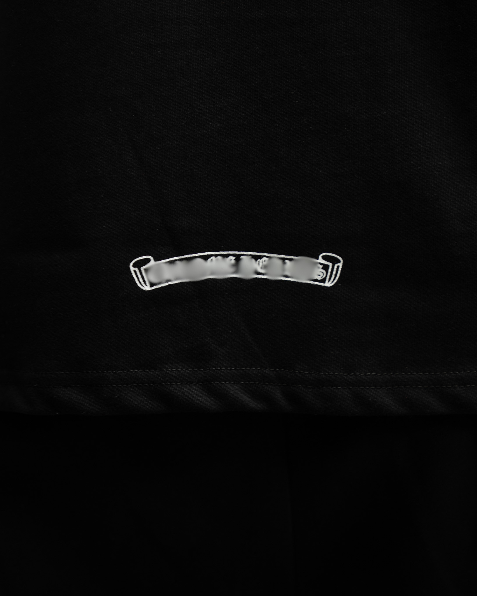 Typography Collar & Horse Shoe Logo Black T-Shirt™
