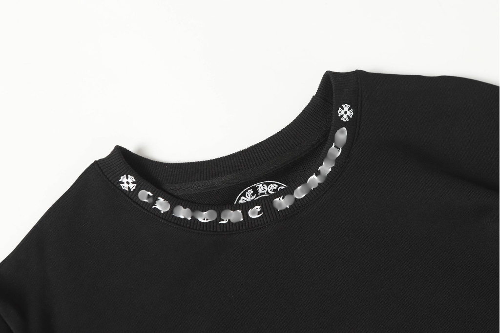 Typography Collar Black Sweatshirt™