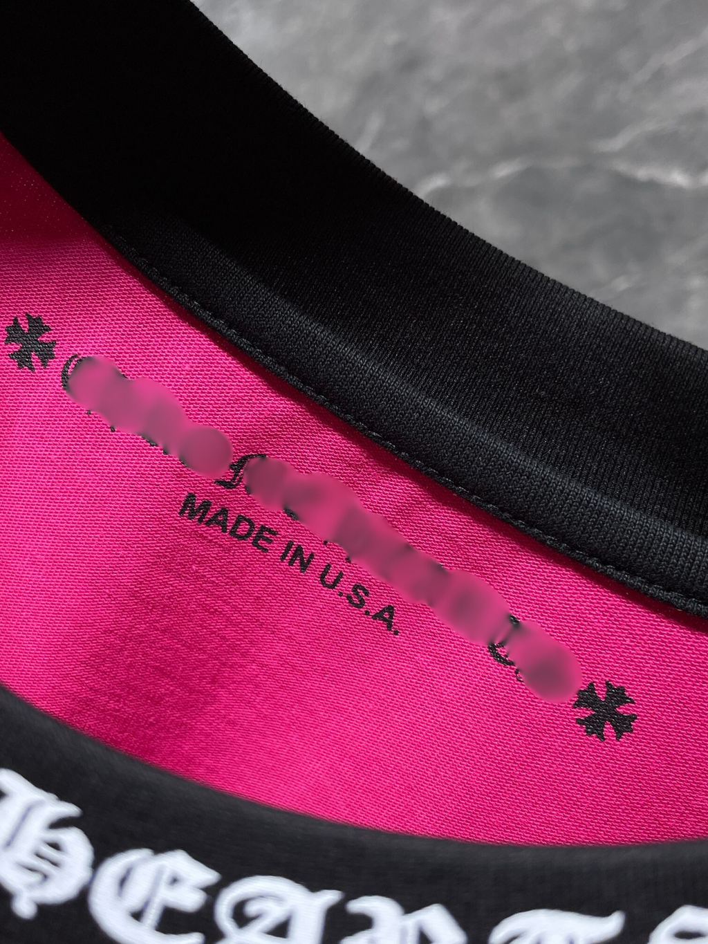 Big Horse Shoe Logo Hot Pink Long Sleeve™