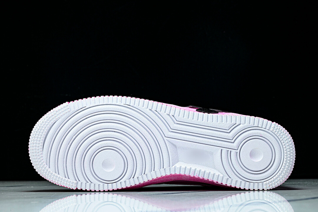 Black Crosses Pink AF1™