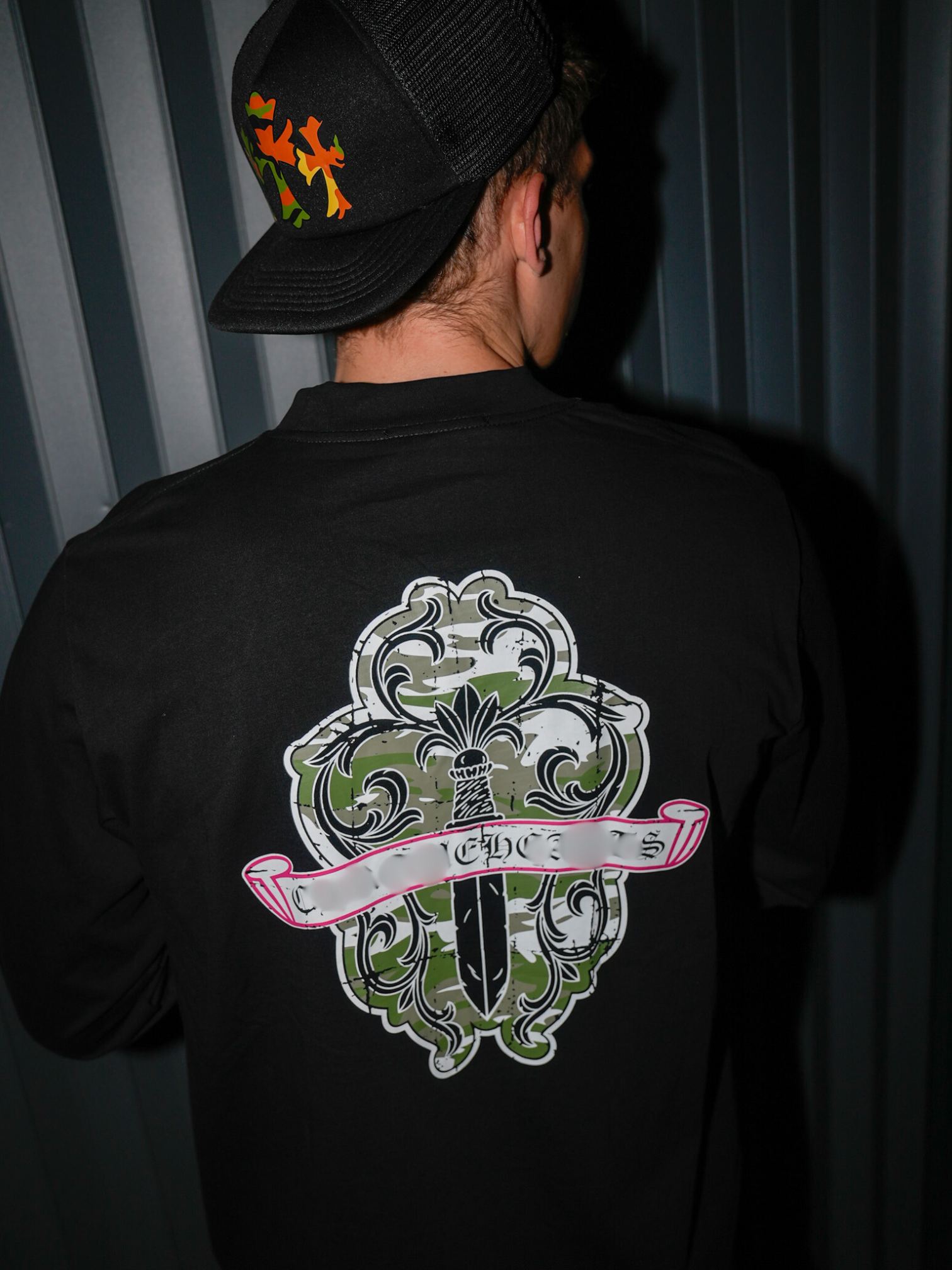 Camo Dagger Crest Black Long Sleeve™