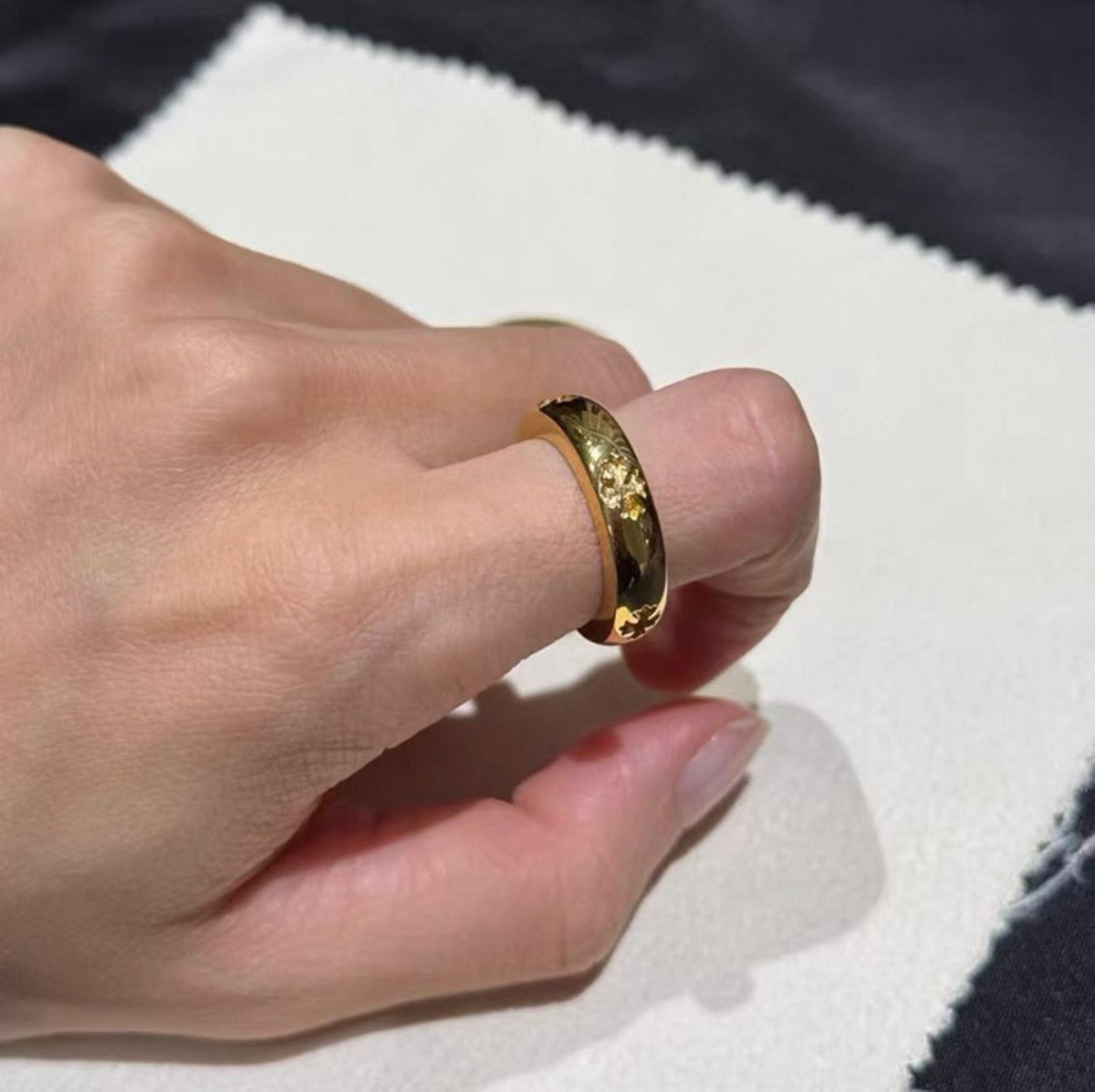 Cross Flower Gold Ring™