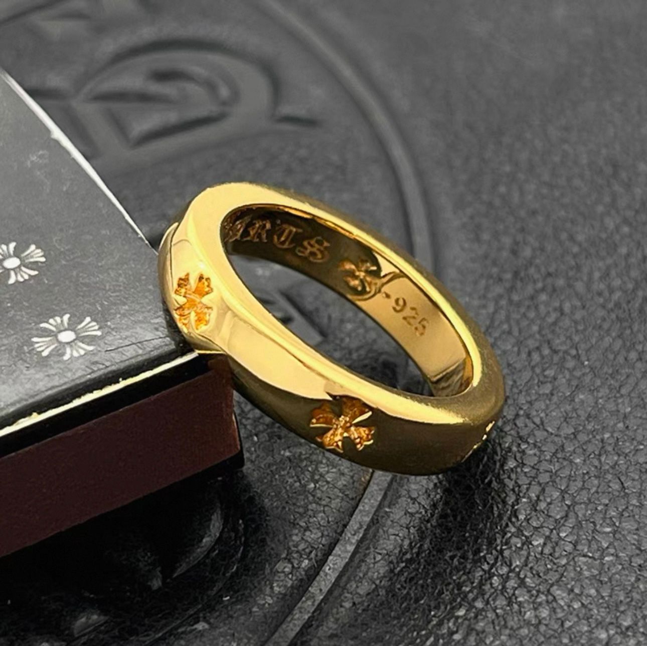 Cross Flower Gold Ring™