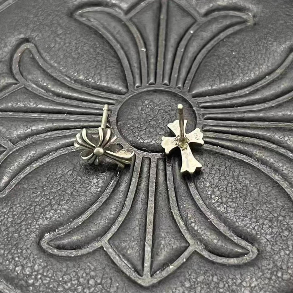 Cross Stud Earrings™