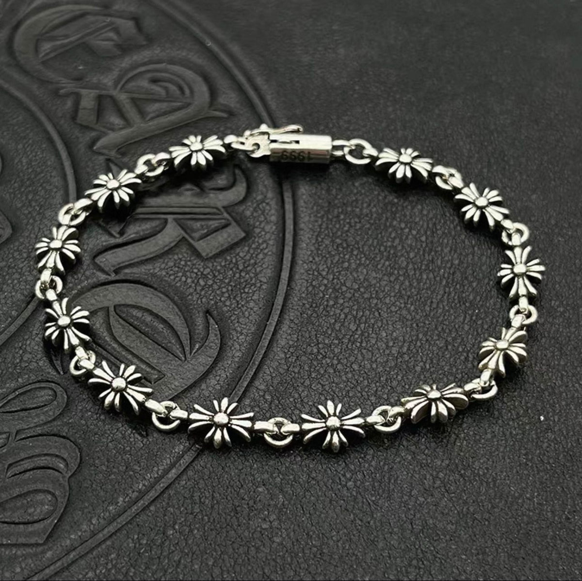 Cross Flower Chain Link Bracelet™