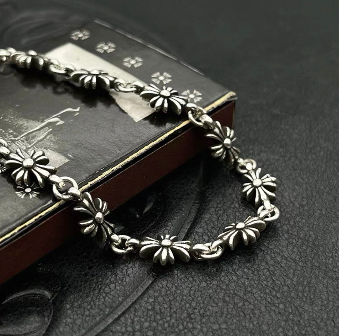 Cross Flower Chain Link Bracelet™