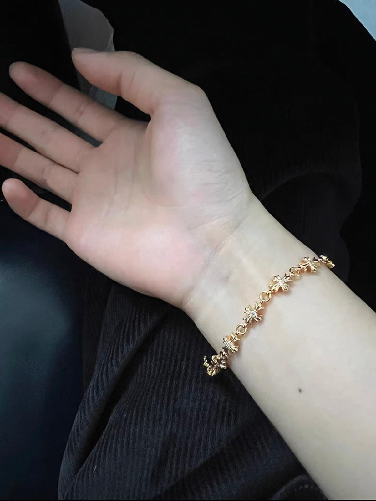 Gold Cross Chain Link Bracelet™