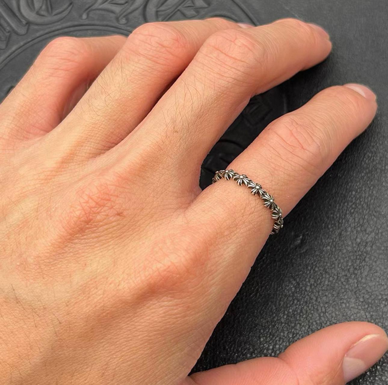 Full Flower Cross Ring™