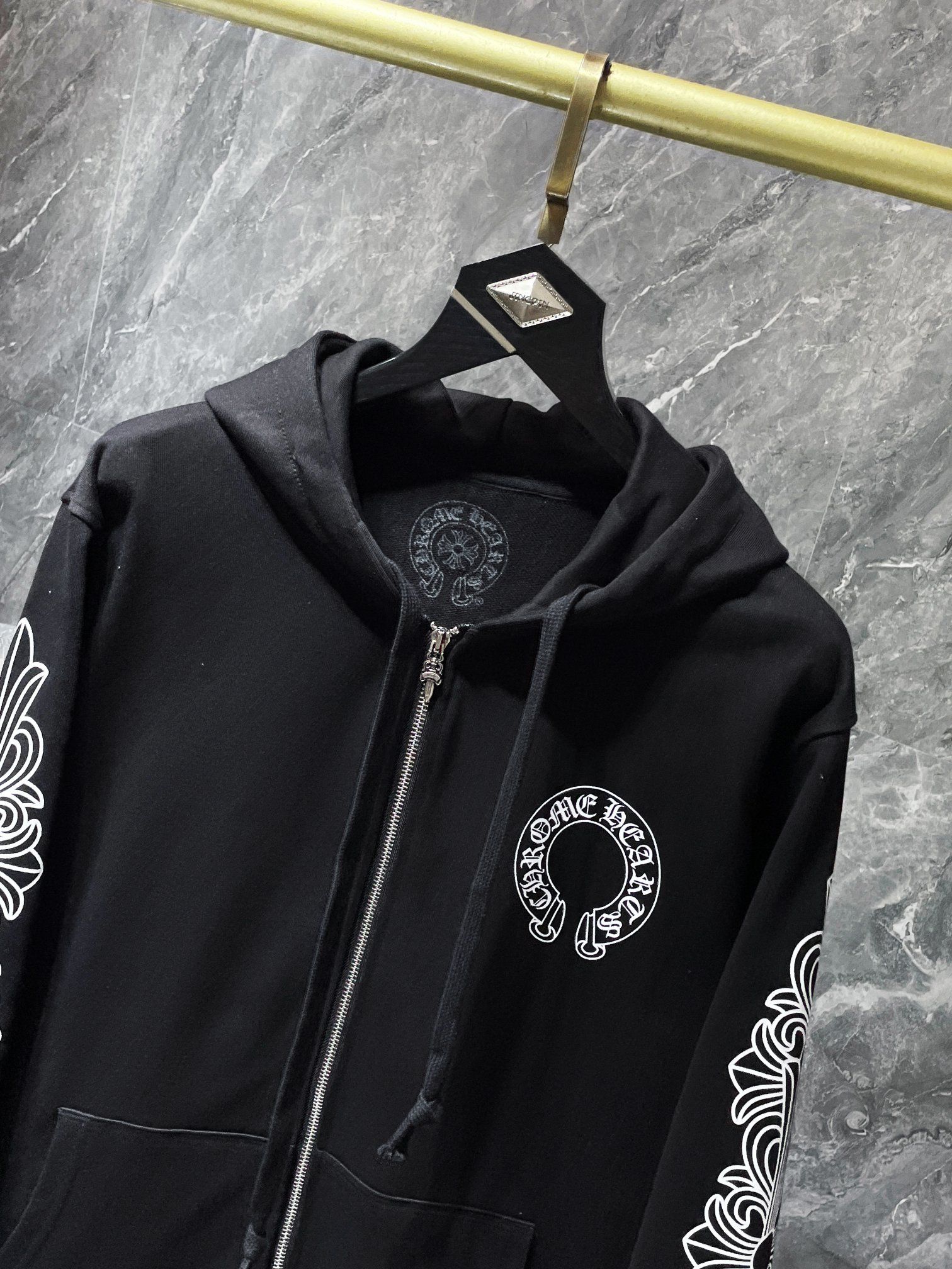 Horseshoe Logo Black Full Zip Hoodie™
