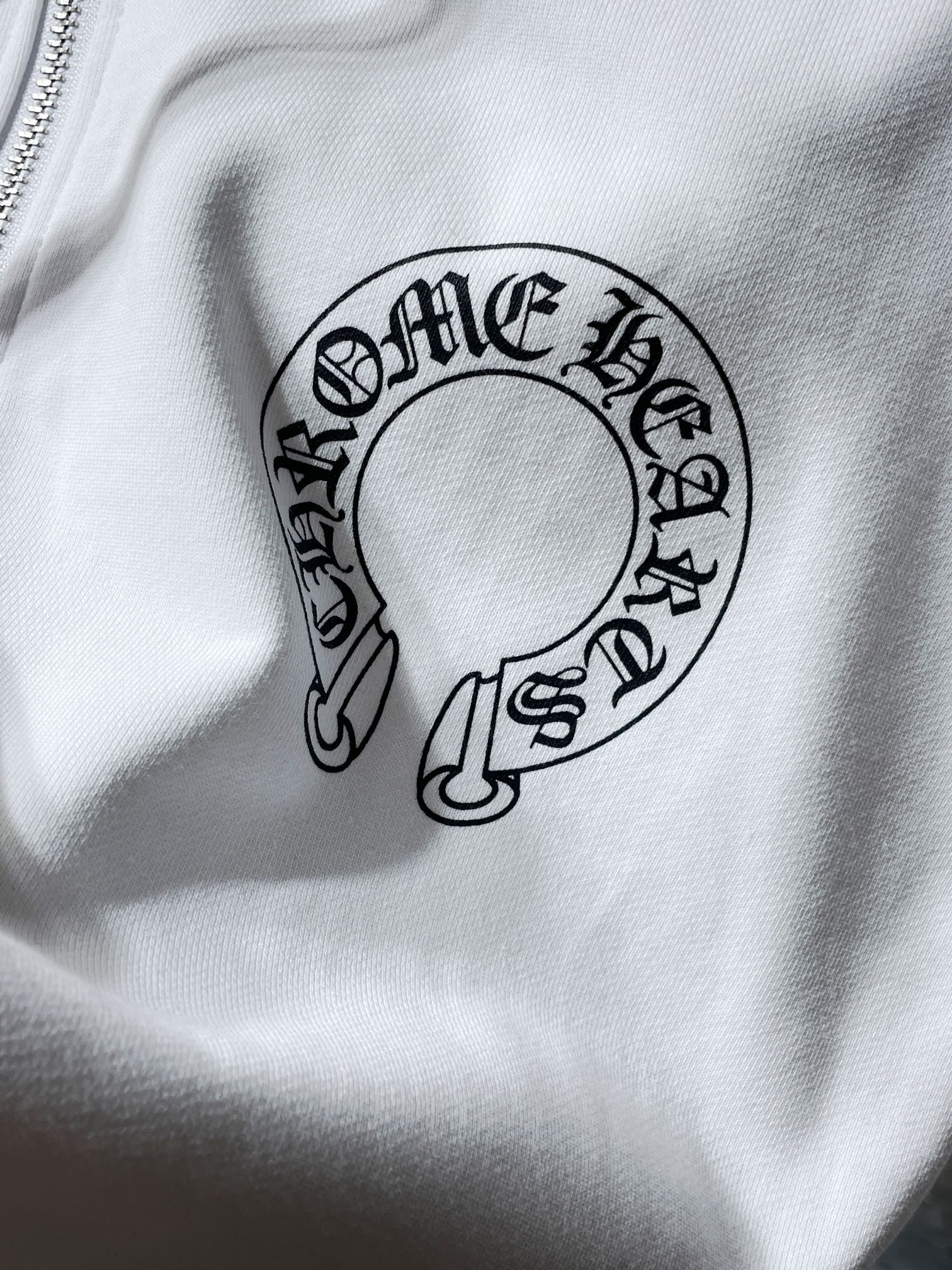 Horse Shoe Logo White Full Zip Hoodie™