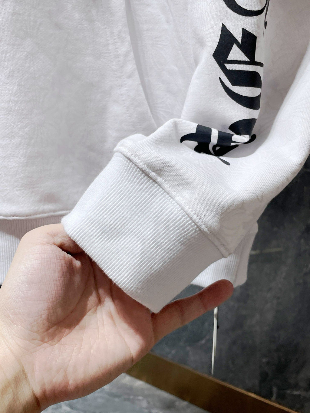 Horse Shoe Logo White Cross Pattern Hoodie™