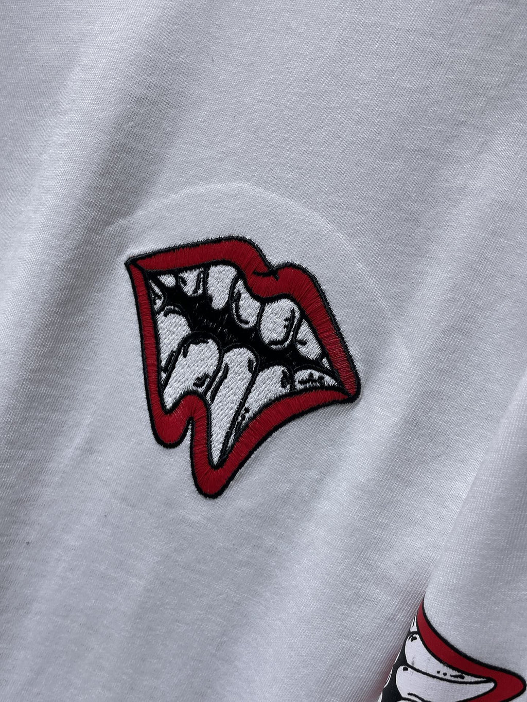 M-Boy Chomper White Long Sleeve™