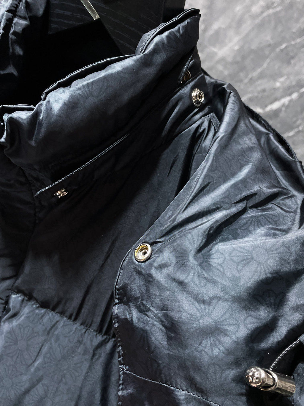 Flower Cross Pattern Black Puffer Down Jacket™