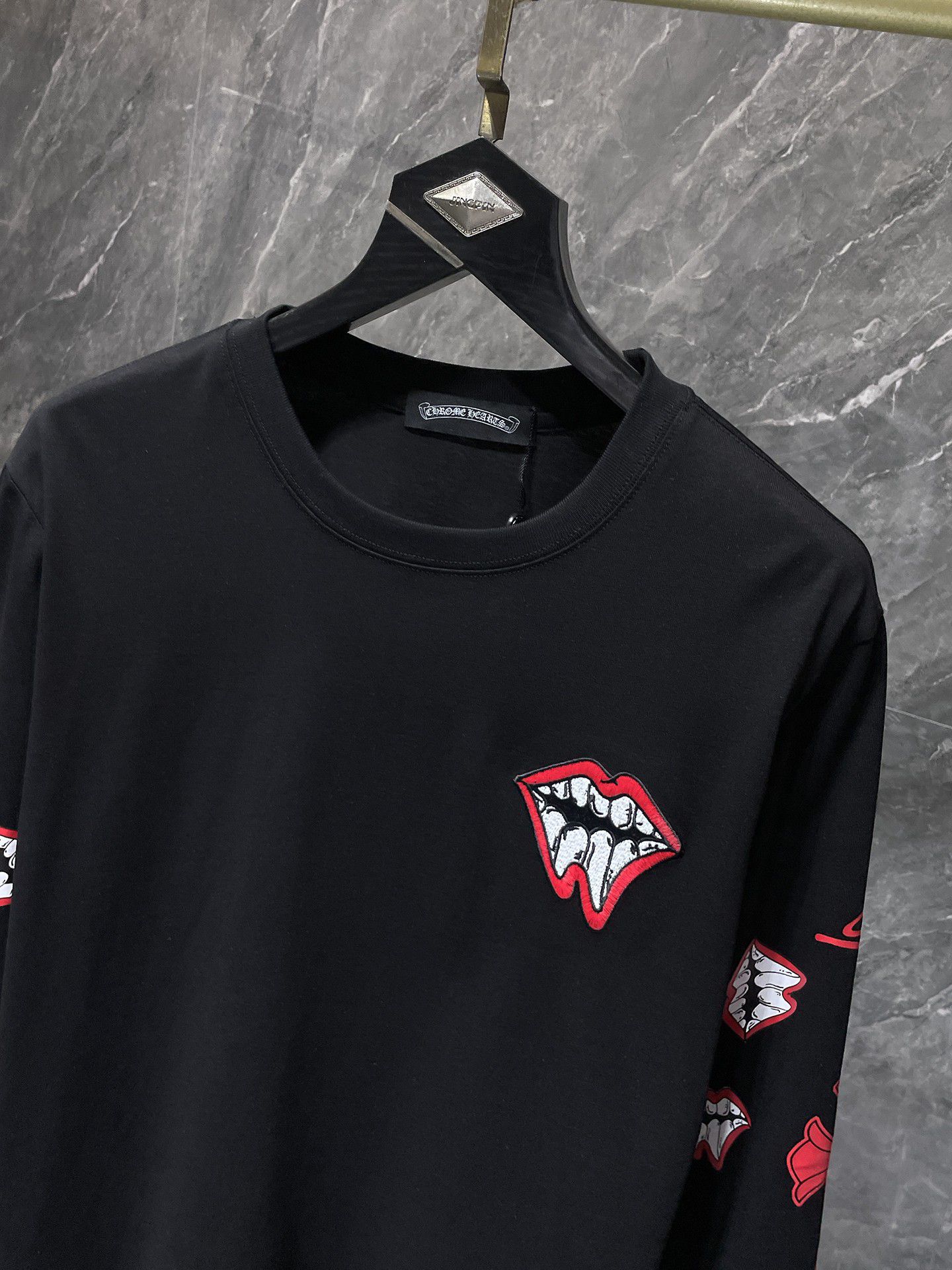 M-Boy Chomper Black Longsleeve™