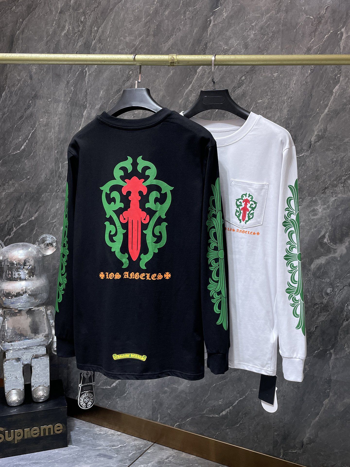Red & Green Dagger Crest Black Long Sleeve™