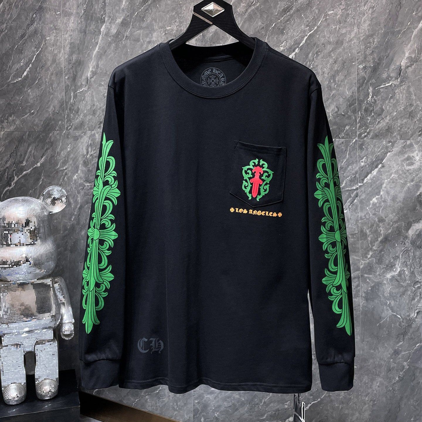 Red & Green Dagger Crest Black Long Sleeve™