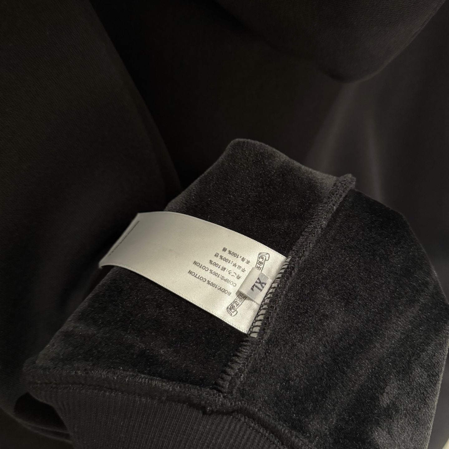 White Horse Shoe Logo Black Oversized Hoodie™