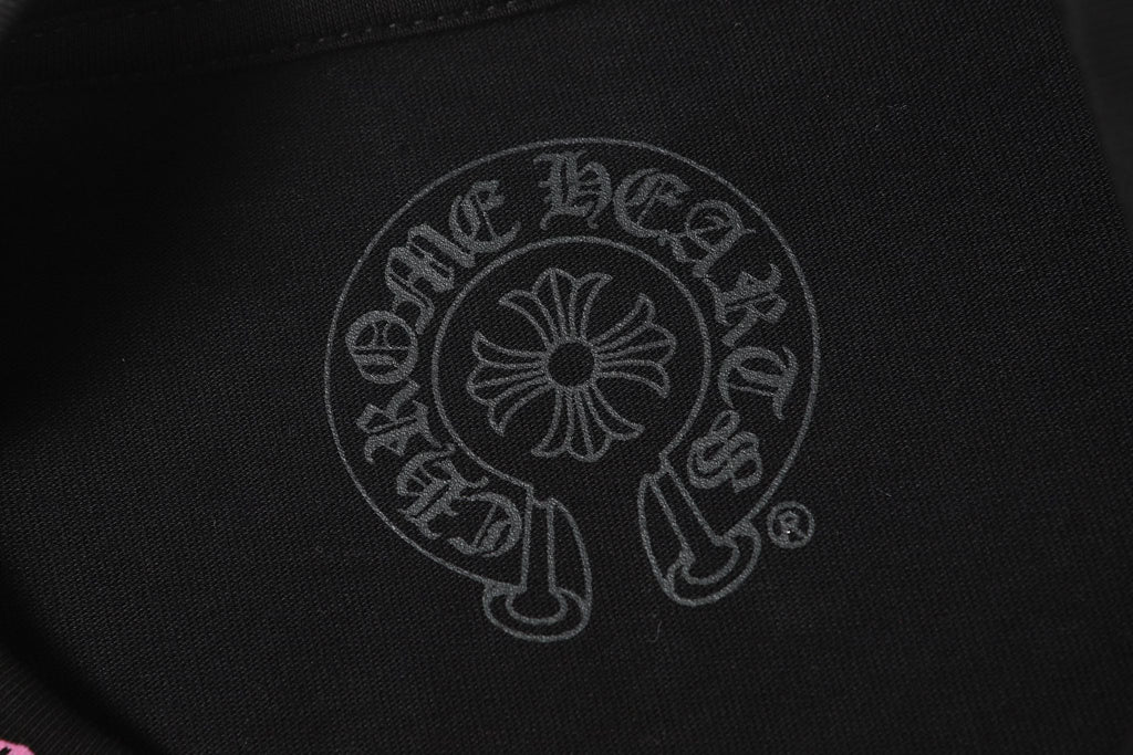 Pink Typography Collar Black Long Sleeve™